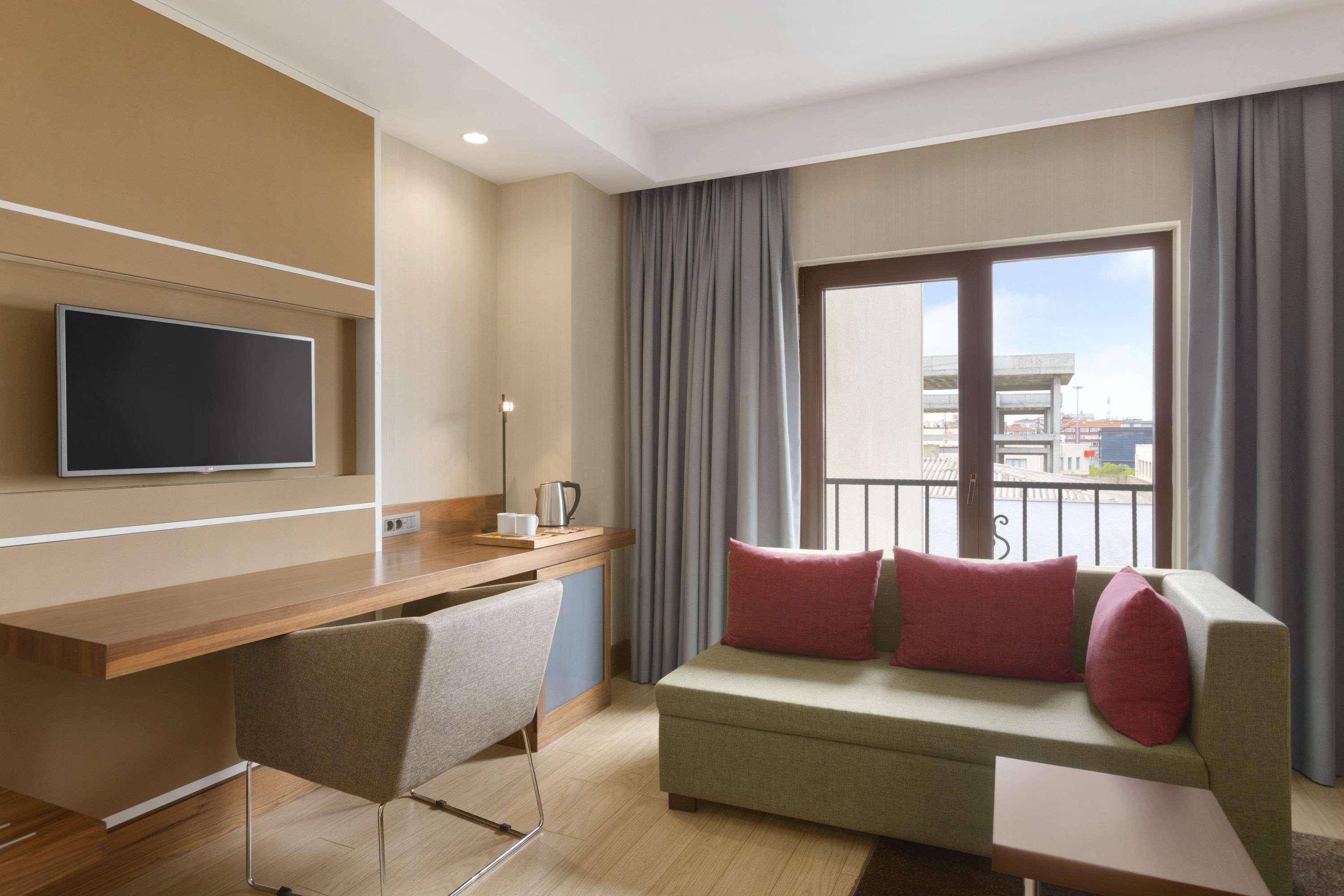 Ramada By Wyndham Istanbul Florya Istambul Exterior foto