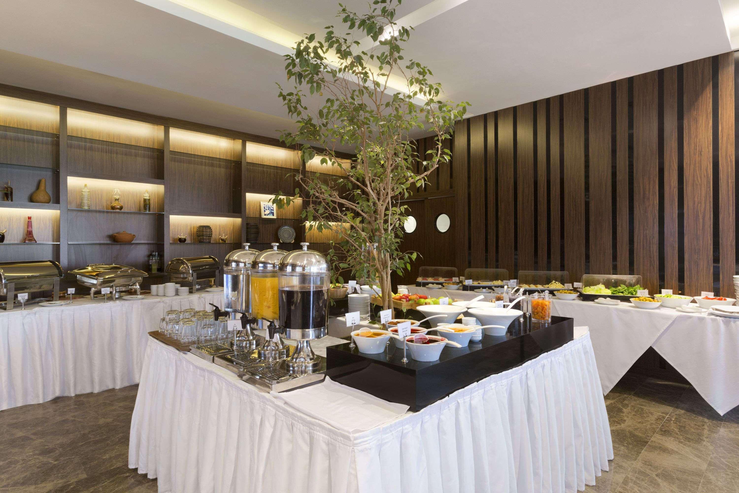 Ramada By Wyndham Istanbul Florya Istambul Exterior foto